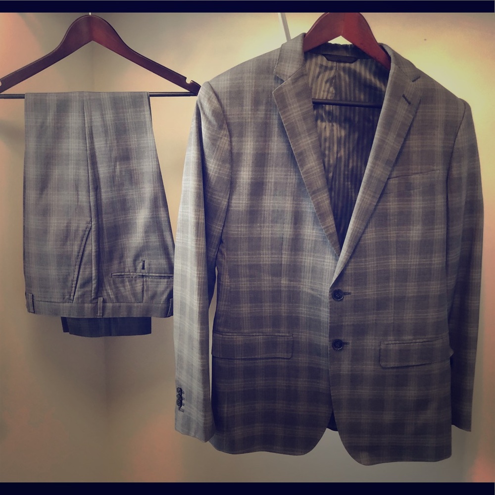 Banana Republic gray plaid suit - Italian fabric